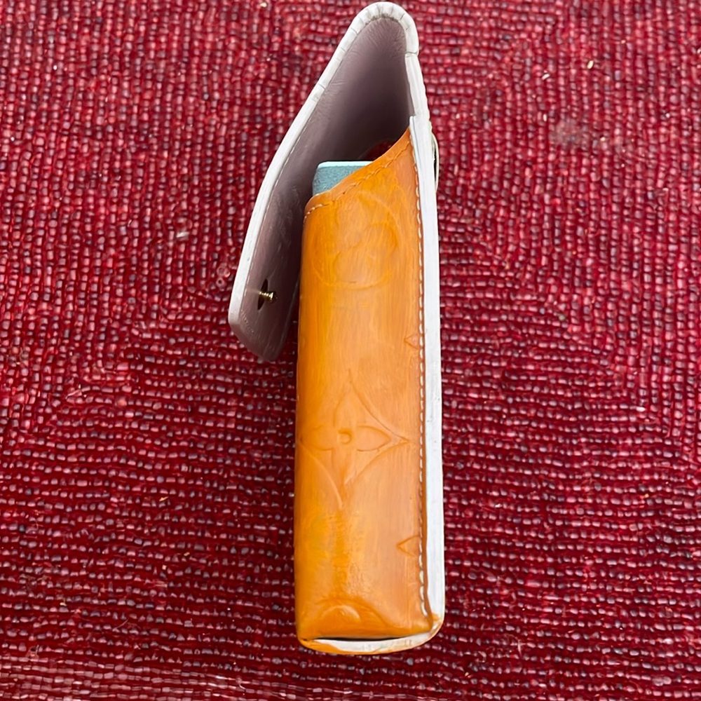 Louis Vuitton Brown and Gold Monogram cigarette case
Authentic. P… - Picture 5 of 14
